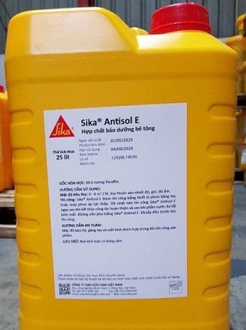 Sika Antisol E can 25 lít