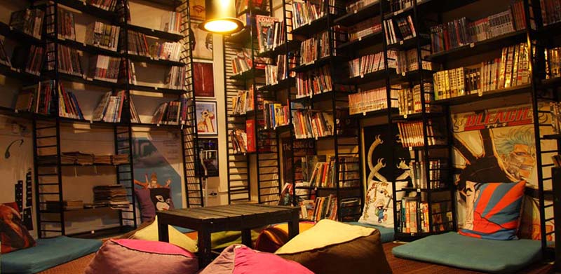 nội thất cafe sách